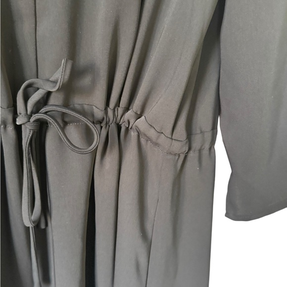 Babaton by Aritzia black tie waist dress size large - Picture 7 of 7